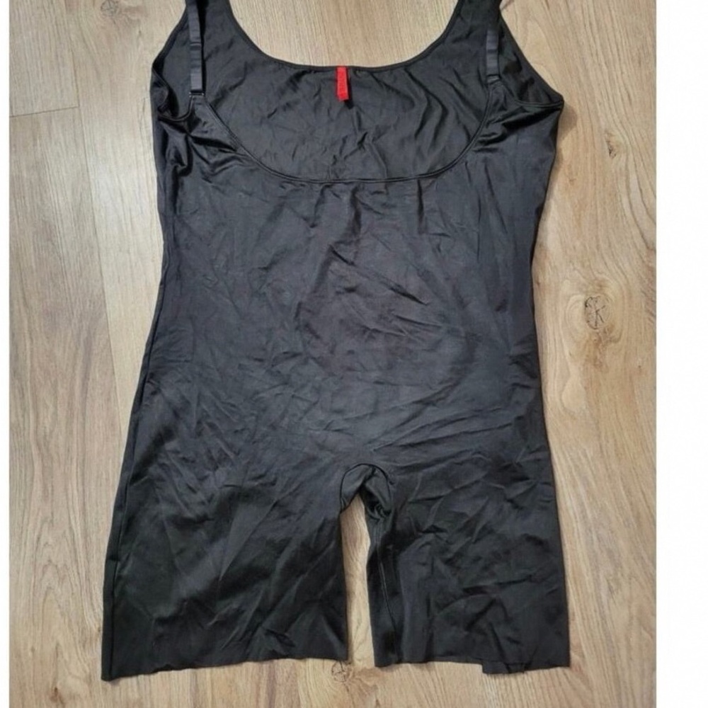 SPANX Sleek Black Shapewear Bodysuit